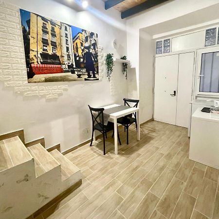 Bellebbuono Apartment Napoli Bagian luar foto