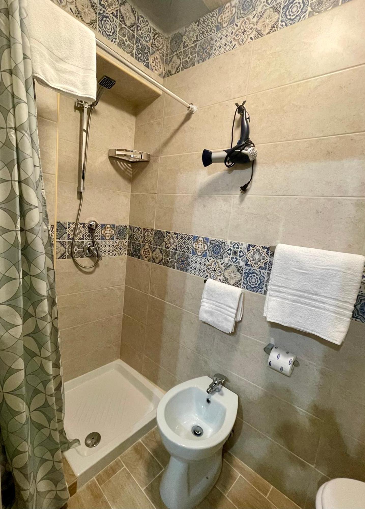Bellebbuono Apartment Napoli Bagian luar foto